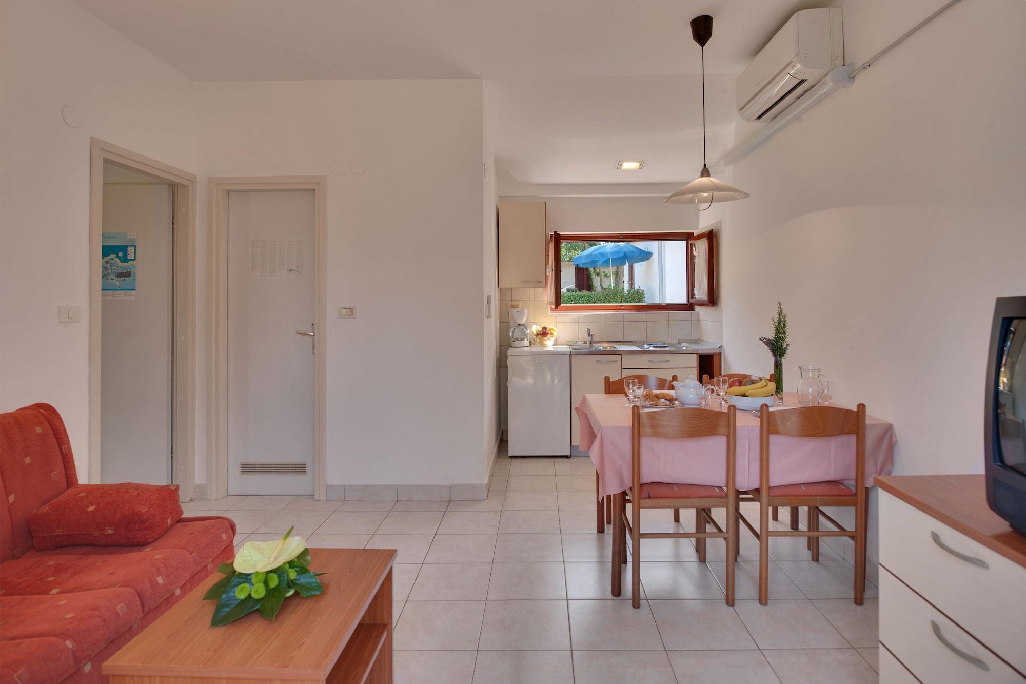 Villas Rubin Apartments Ровин Екстериор снимка